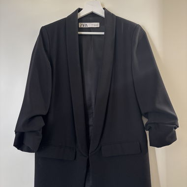 Black Zara Blazer