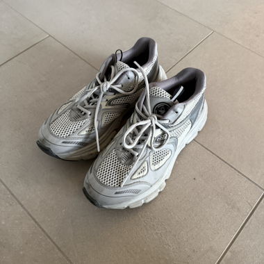 Axel Arigato Marathon Runner