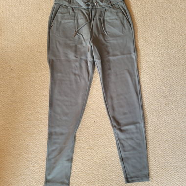 Pantalon en tissu vert ONLY