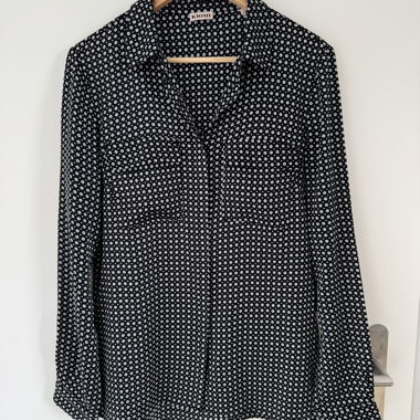 KIOMI gepunktete Bluse Gr. 38