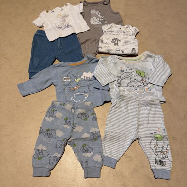 Lot de 4 ensembles 1 mois