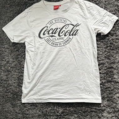 Coca-Cola T-Shirt Size M