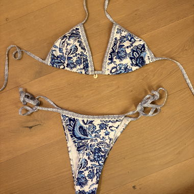 Bikini mignon