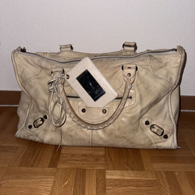 Balenciaga City Bad L