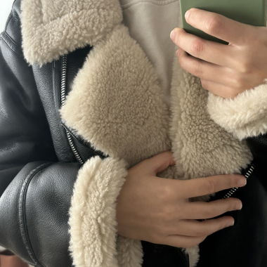 Flauschige Jacke 