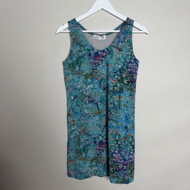 Ärmelloses Blumenkleid von Otherwise