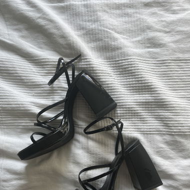 High heels 40