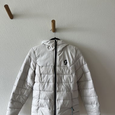 SCOTT Daunenjacke beige M