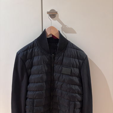 Stylische Bomberjacke