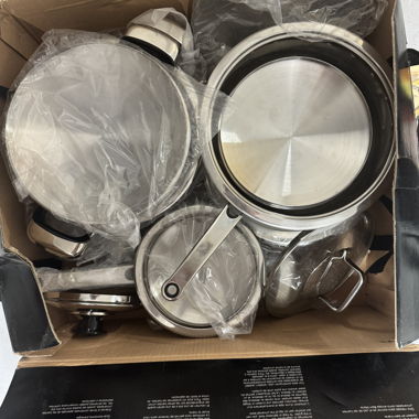 18-Piece Pan Set NEW