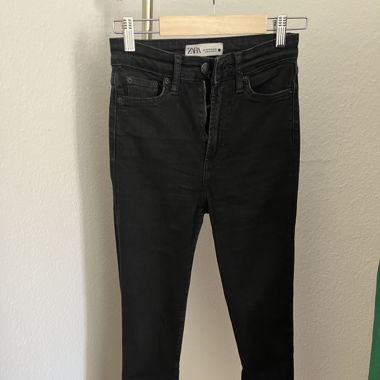 Zara Jeans 32