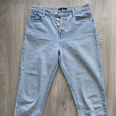 Jeans hellblau