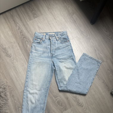 Levi’s Jeans mit hoher Taille