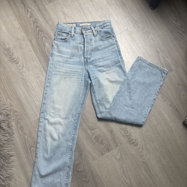Levi’s Jeans