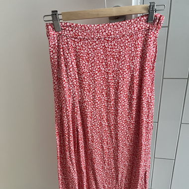 H&M Blumen-Midirock 
