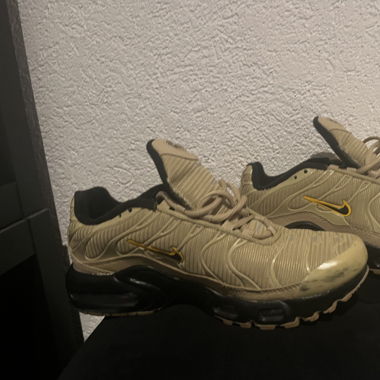 Tn beige 