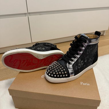 Original Christian Louboutin!