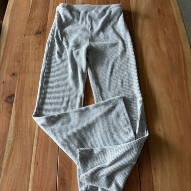 Pantaloni a coste grigi
