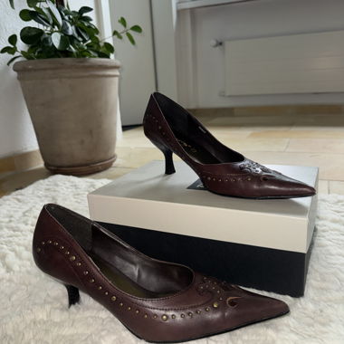 Brown Vintage Stud Pumps