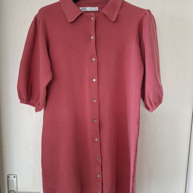 Robe Zara avec manches bouffantes 