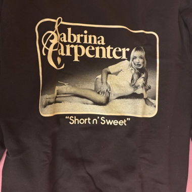 Pull Sabrina Carpenter