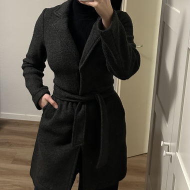Grey coat