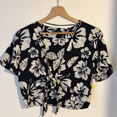 Crop-top Volcom da annodare 