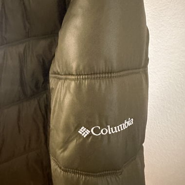 Columbia quilted winter jacket khaki