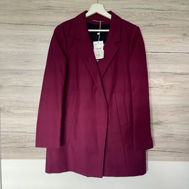 Comptoir des Cotonniers burgundy coat. 