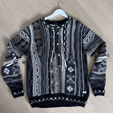 Pull Carlo Colucci