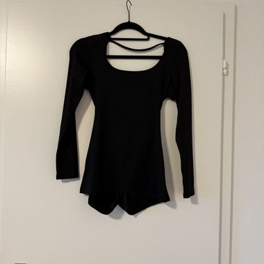 Combinaison short dos nu