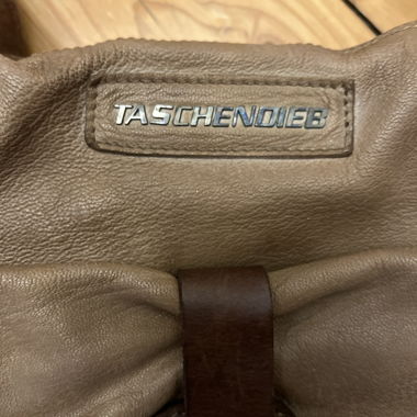 Taschendieb Wien Echtleder Tasche