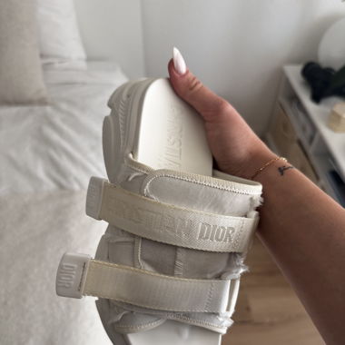 claquettes dior (réplique)