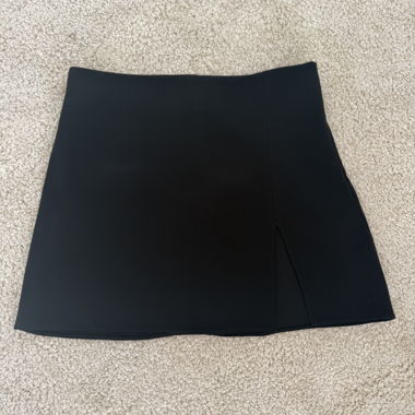 Minigonna nera Zara con spacco