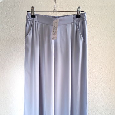 New Ice Blue Tencel Lyocell cropped pants 