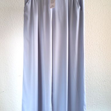 Ice blue Lyocell cropped pants 