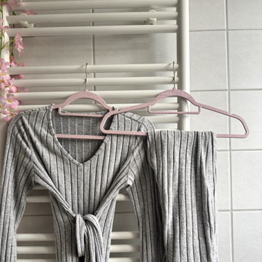 Ensemble gris 
