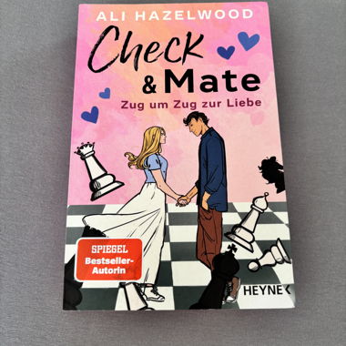 Check & Mate with Sprayed Edges