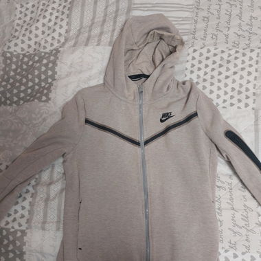 Nike tech fleece
