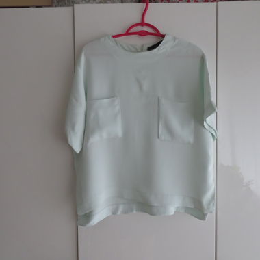 Weite mintgrüne Zara-Bluse, T-Shirt mit Taschen