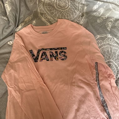 Shirt vans