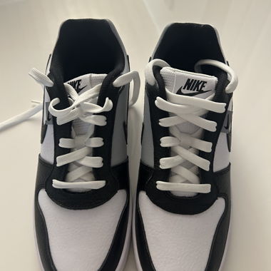 Chaussures Nike noir/blanc