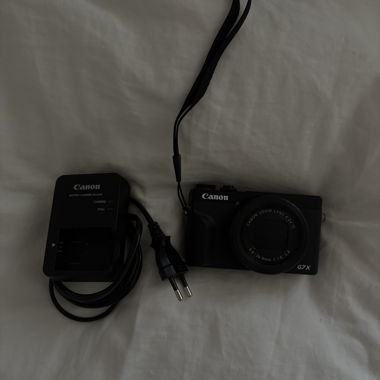 Canon G7X Mark III