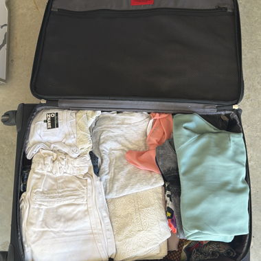 Surprise suitcase