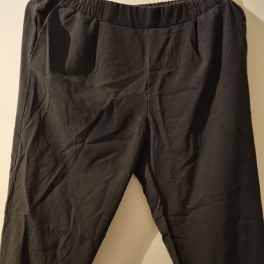Schwarze Stoffhose