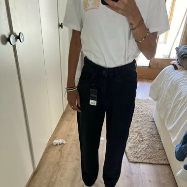 Ungetragene Straight Fit Jeans