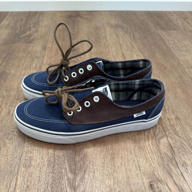 Vans Brigata