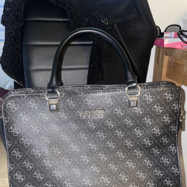 Guess Tasche