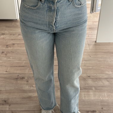 ZARA High-Waist-Jeans