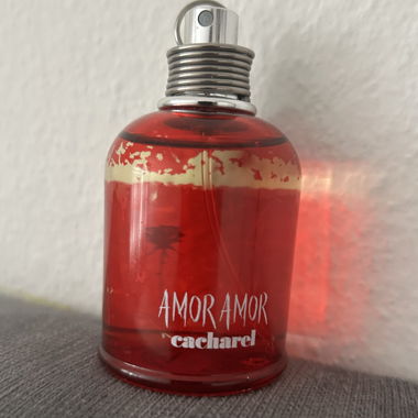 Parfüm Amor Amor – Cacharel